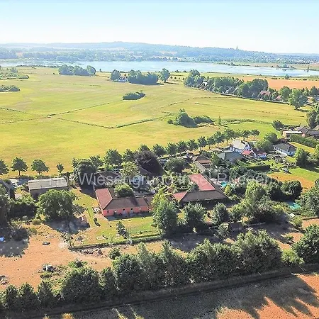 06 Grashuepfer - Hof Wiesengrund *