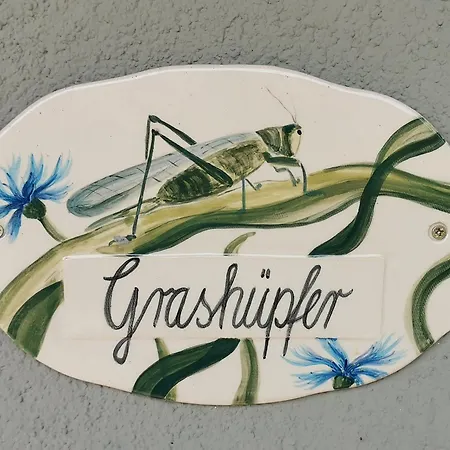 06 Grashuepfer - Hof Wiesengrund